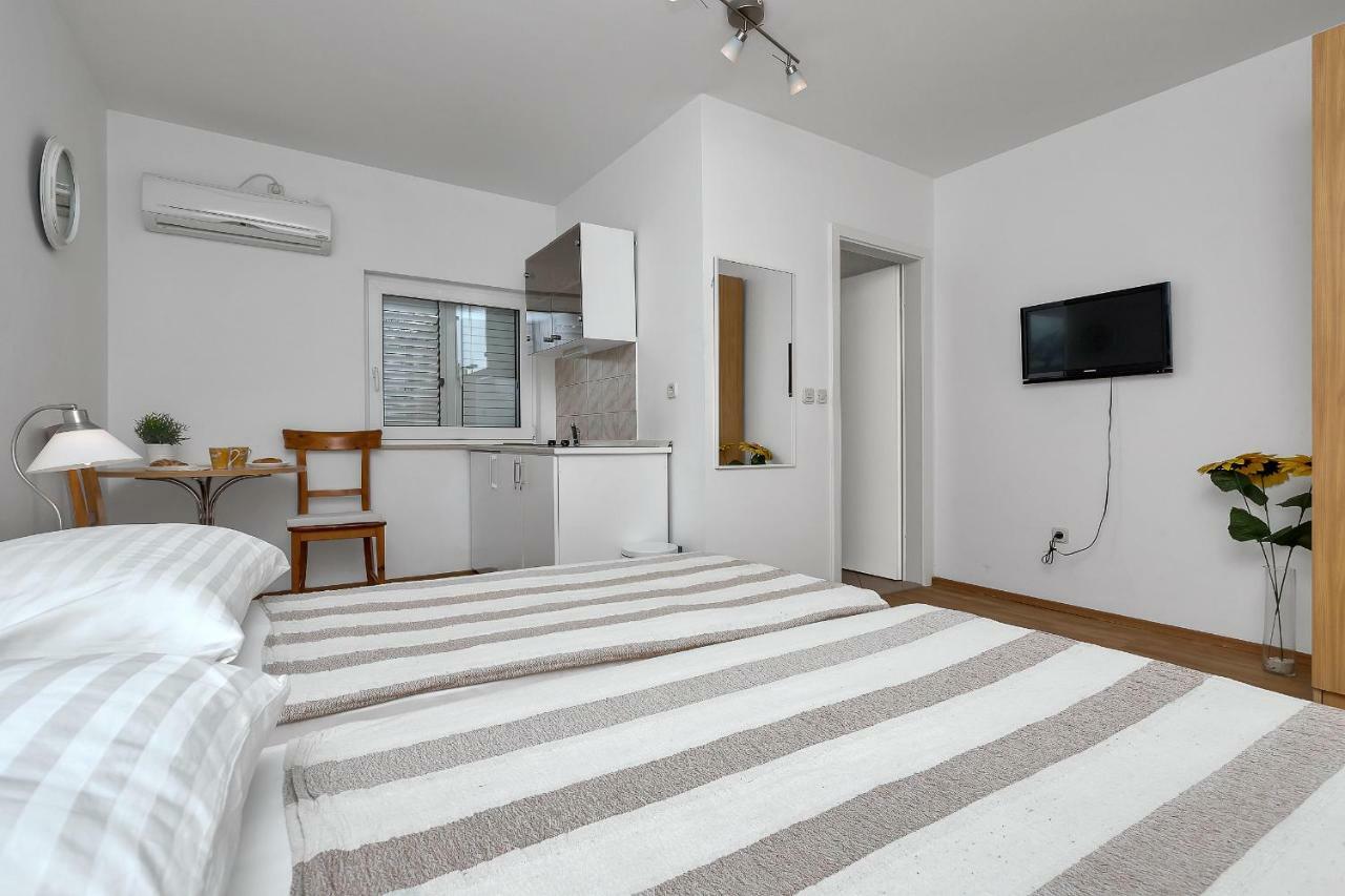 Apartments Marija Makarska Exterior foto
