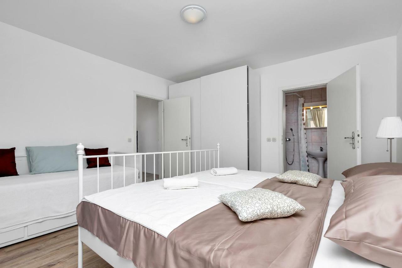 Apartments Marija Makarska Exterior foto