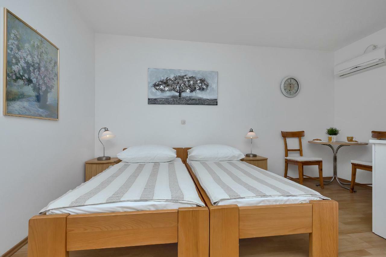 Apartments Marija Makarska Exterior foto