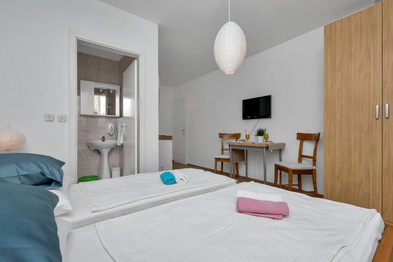 Apartments Marija Makarska Exterior foto